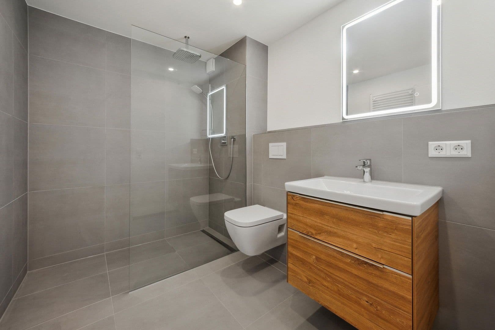 Prodej bytu 2+1 56 m², Dettenhausen, Bádensko-Württembersko Prodej bytu 2+1 56 m², Dettenhausen, Bádensko-Württembersko