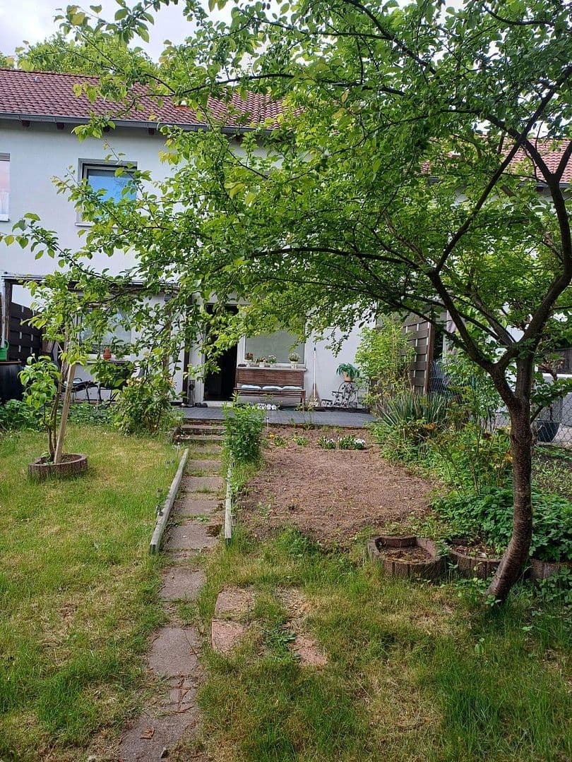 Prodej domu 95 m², pozemek 256 m², Hamburg, Hamburg Prodej domu 95 m², pozemek 256 m², Hamburg, Hamburg