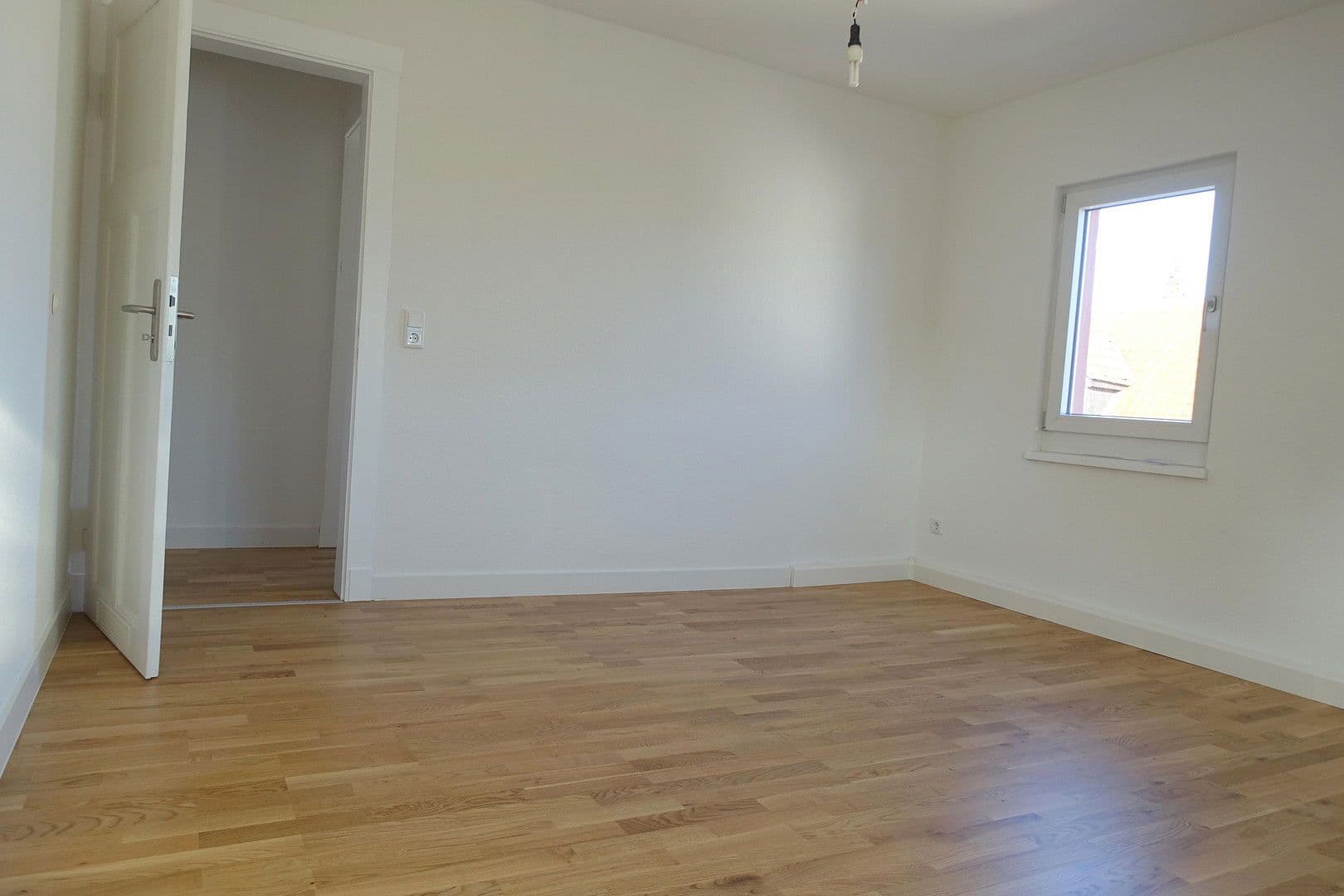 Pronájem bytu 2+1 41 m², Bad Homburg vor der Höhe, Hessen Pronájem bytu 2+1 41 m², Bad Homburg vor der Höhe, Hessen