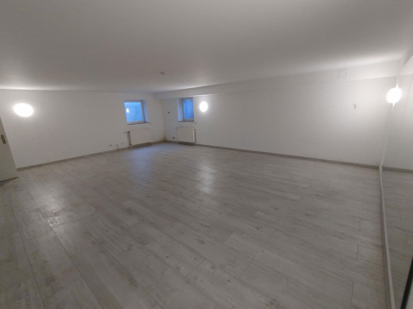 Pronájem domu 357 m², pozemek 1.008 m², Hamburg, Hamburg Pronájem domu 357 m², pozemek 1.008 m², Hamburg, Hamburg