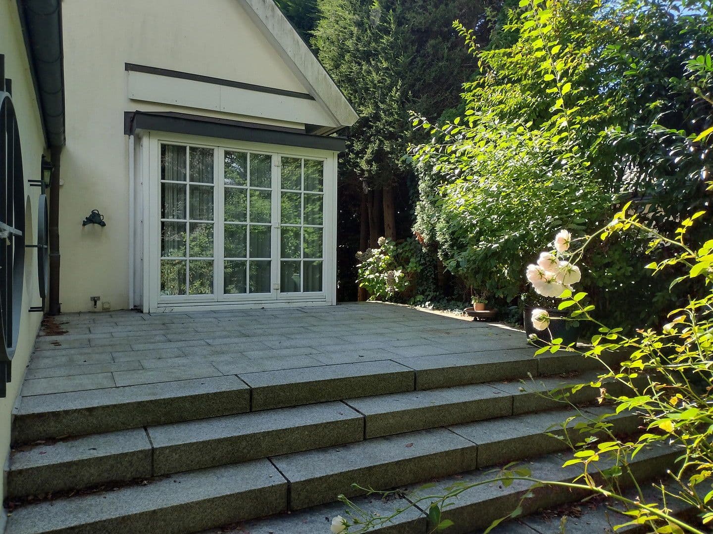 Pronájem domu 357 m², pozemek 1.008 m², Hamburg, Hamburg Pronájem domu 357 m², pozemek 1.008 m², Hamburg, Hamburg