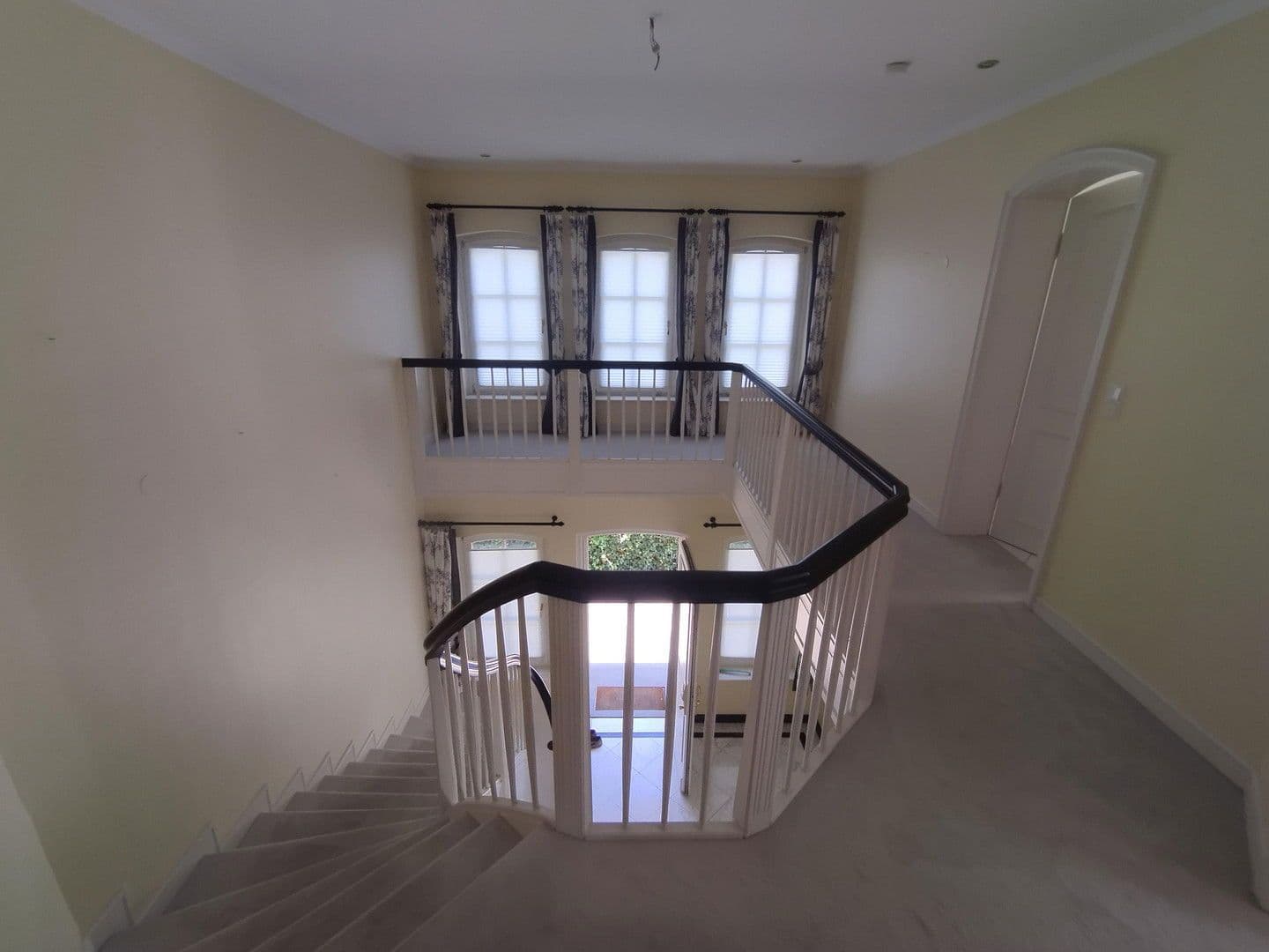 Pronájem domu 357 m², pozemek 1.008 m², Hamburg, Hamburg Pronájem domu 357 m², pozemek 1.008 m², Hamburg, Hamburg