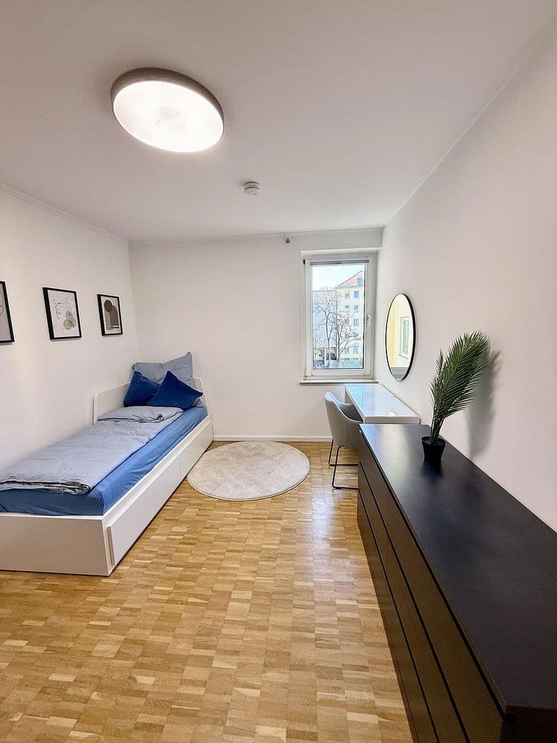 Pronájem bytu 1+1 15 m², Ackermannstrasse 1, München, Bavorsko Pronájem bytu 1+1 15 m², Ackermannstrasse 1, München, Bavorsko