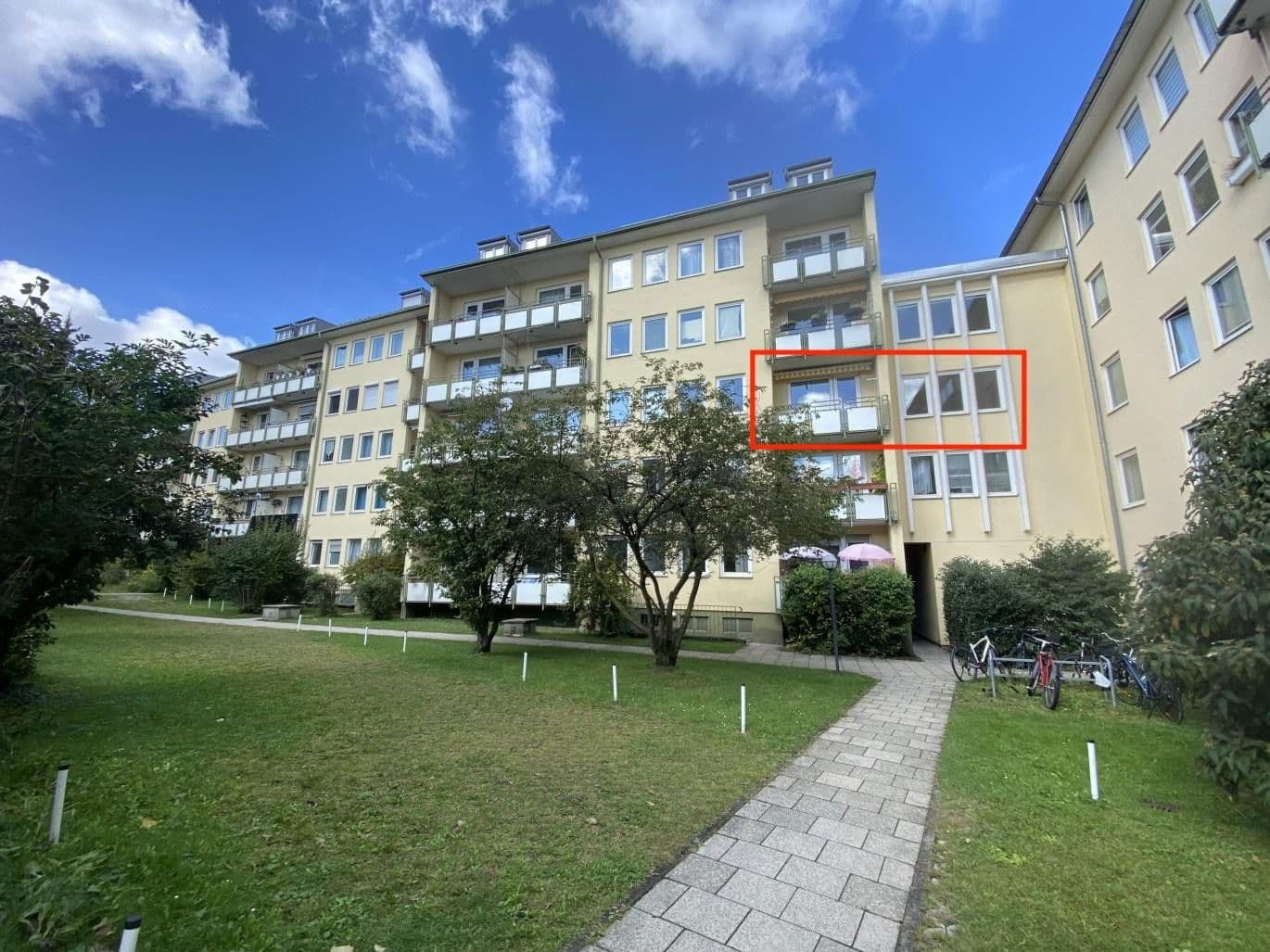Pronájem bytu 1+1 15 m², Ackermannstrasse 1, München, Bavorsko Pronájem bytu 1+1 15 m², Ackermannstrasse 1, München, Bavorsko