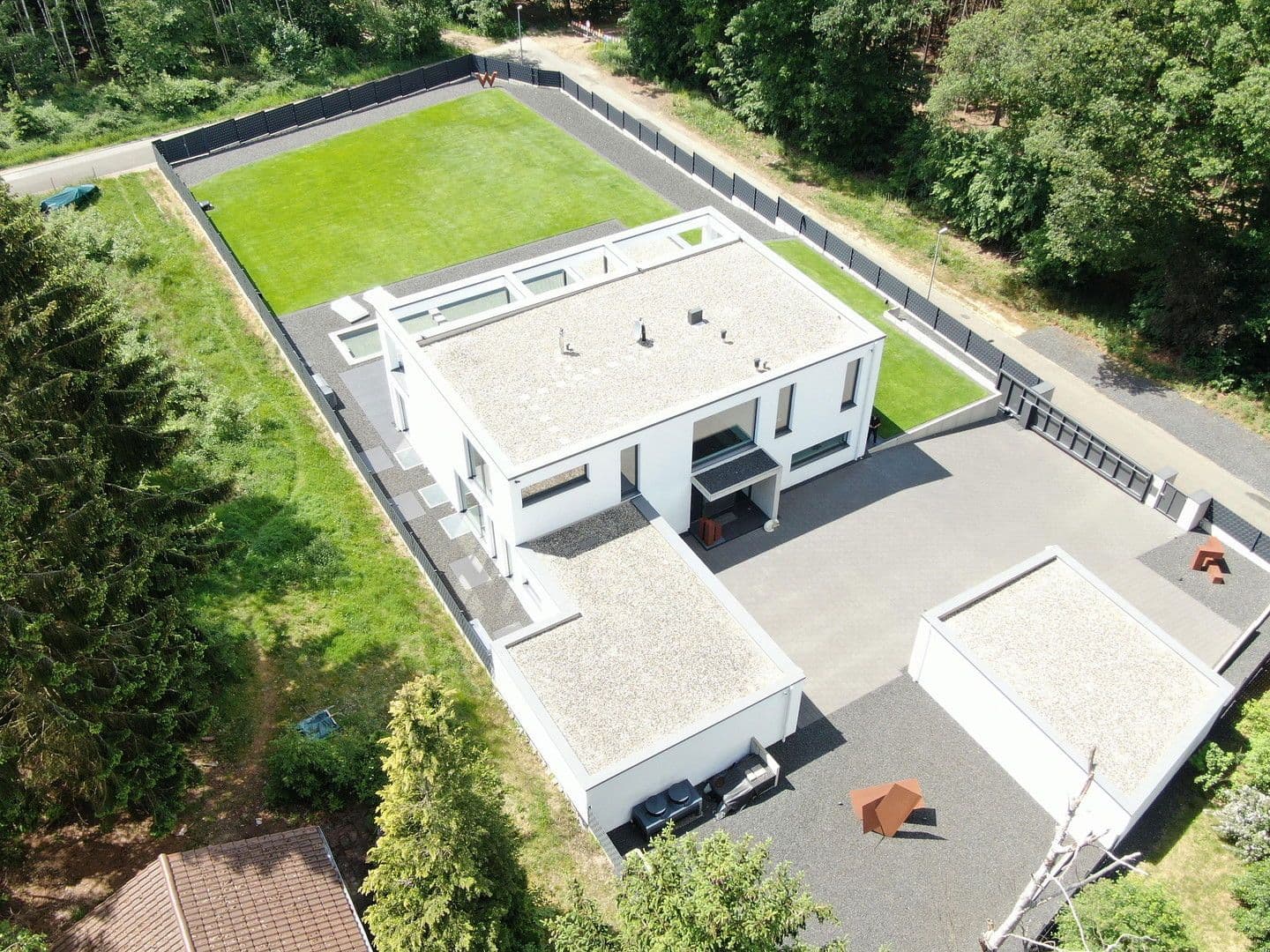 Prodej domu 500 m², pozemek 2.600 m², Taunusstein, Hessen Prodej domu 500 m², pozemek 2.600 m², Taunusstein, Hessen