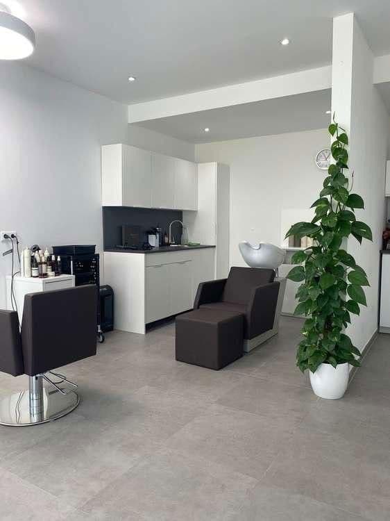 Pronájem nebytového prostoru 200 m², Köln, Severní Porýní-Vestfálsko Pronájem nebytového prostoru 200 m², Köln, Severní Porýní-Vestfálsko