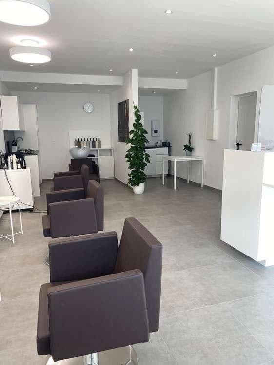 Pronájem nebytového prostoru 200 m², Köln, Severní Porýní-Vestfálsko Pronájem nebytového prostoru 200 m², Köln, Severní Porýní-Vestfálsko