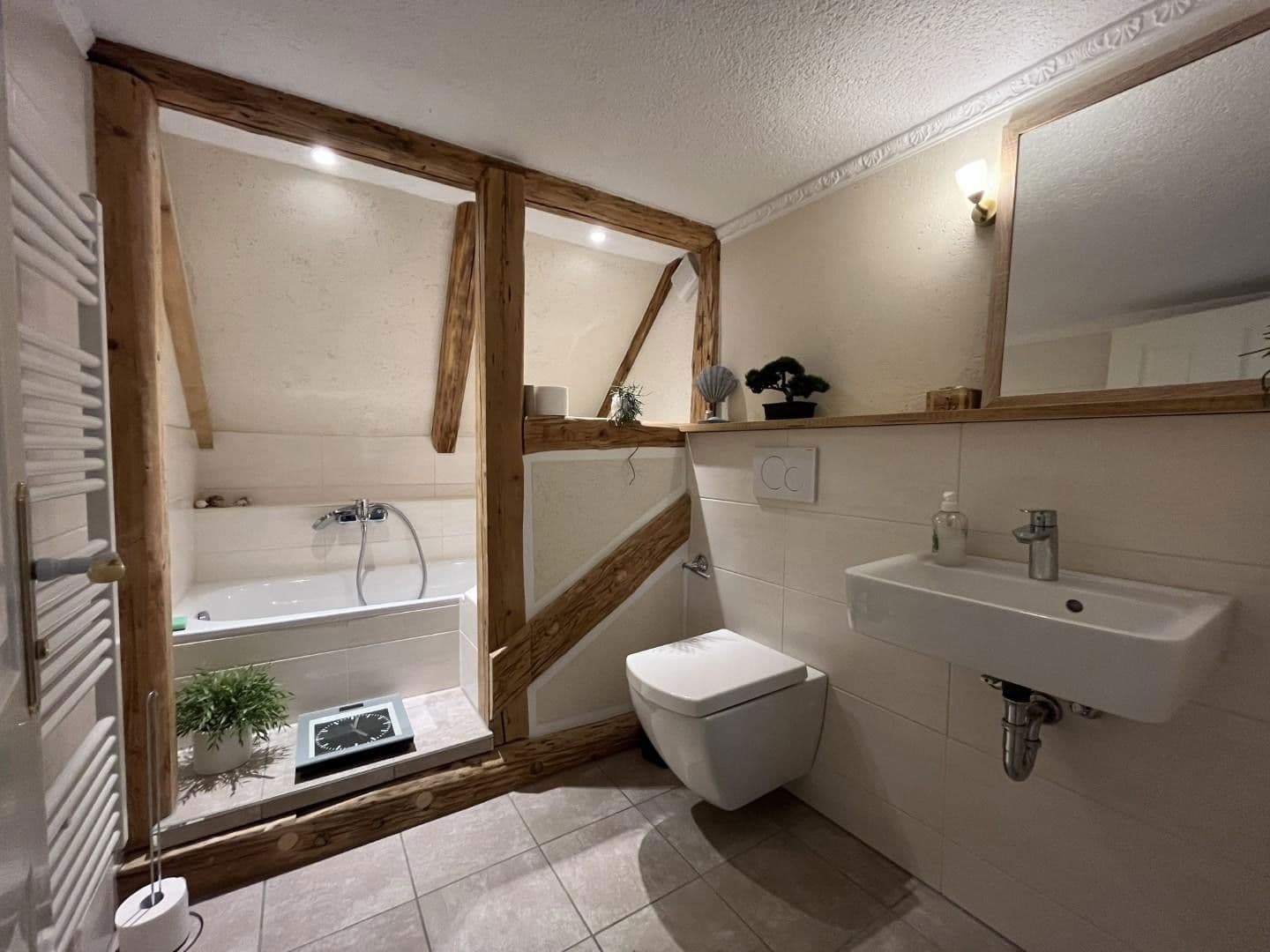 Prodej domu 214 m², pozemek 389 m², Dorfstr. 41, Lindewerra, Durynsko Prodej domu 214 m², pozemek 389 m², Dorfstr. 41, Lindewerra, Durynsko