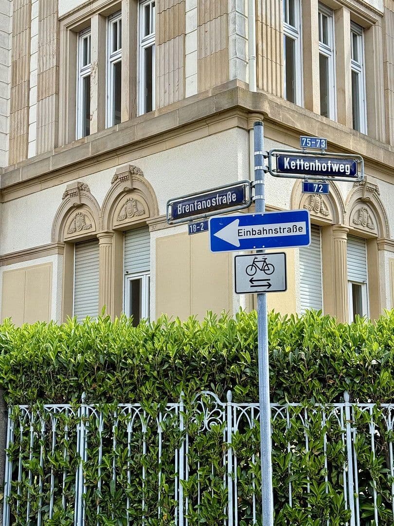 Prodej bytu 3+1 85 m², Brentanostraße 7, Frankfurt am Main, Hessen Prodej bytu 3+1 85 m², Brentanostraße 7, Frankfurt am Main, Hessen