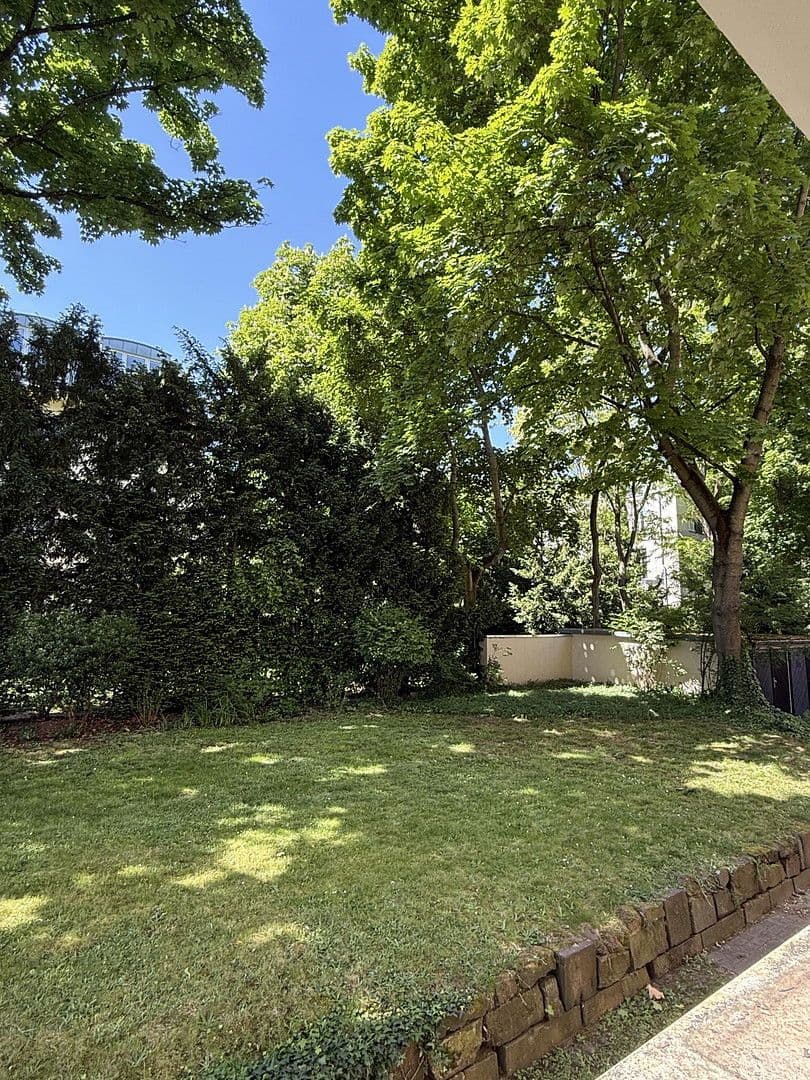 Prodej bytu 3+1 85 m², Brentanostraße 7, Frankfurt am Main, Hessen Prodej bytu 3+1 85 m², Brentanostraße 7, Frankfurt am Main, Hessen