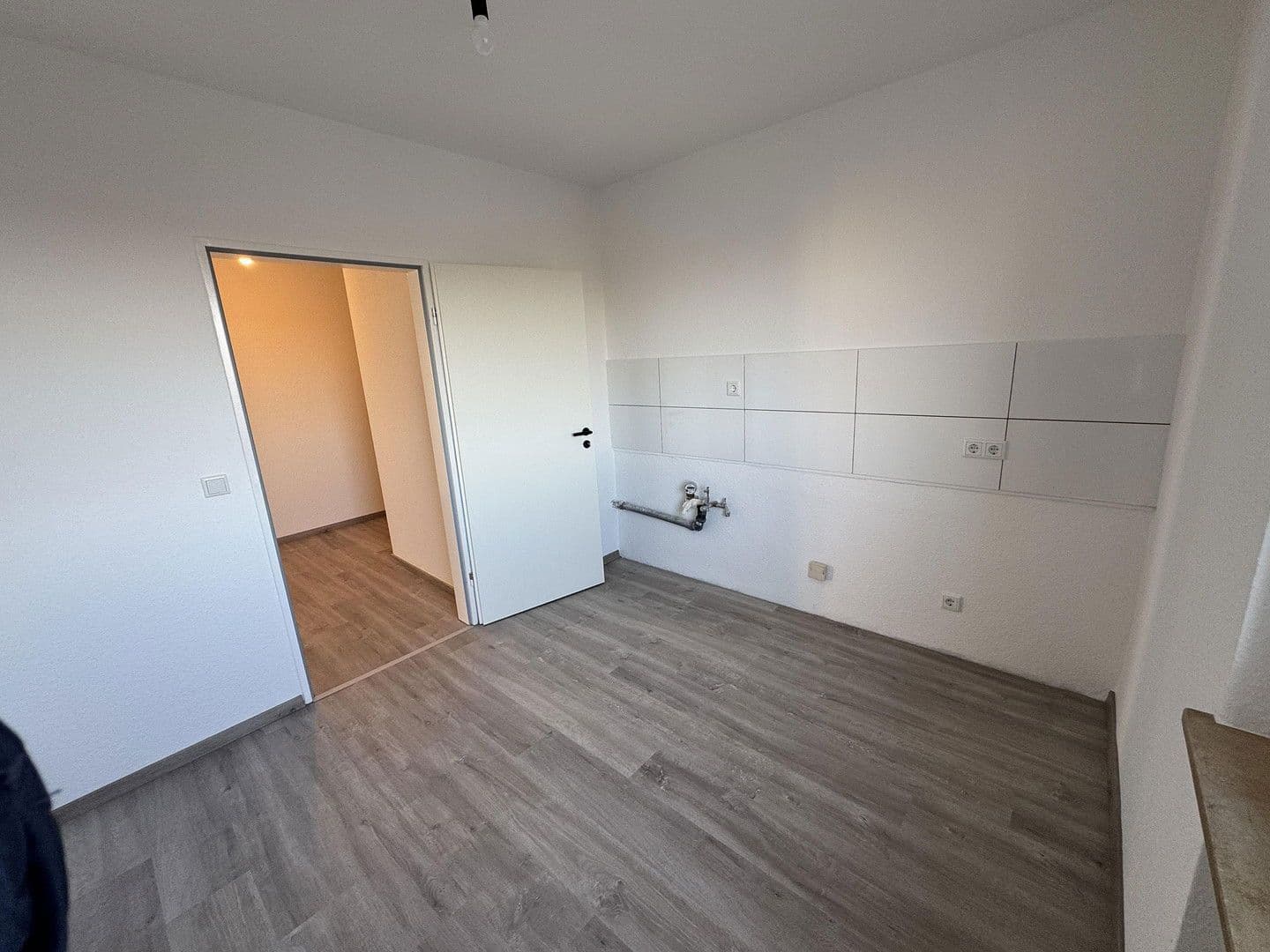 Pronájem bytu 2+kk 65 m², Kiefernweg 2, Fröndenberg/Ruhr, Severní Porýní-Vestfálsko Pronájem bytu 2+kk 65 m², Kiefernweg 2, Fröndenberg/Ruhr, Severní Porýní-Vestfálsko