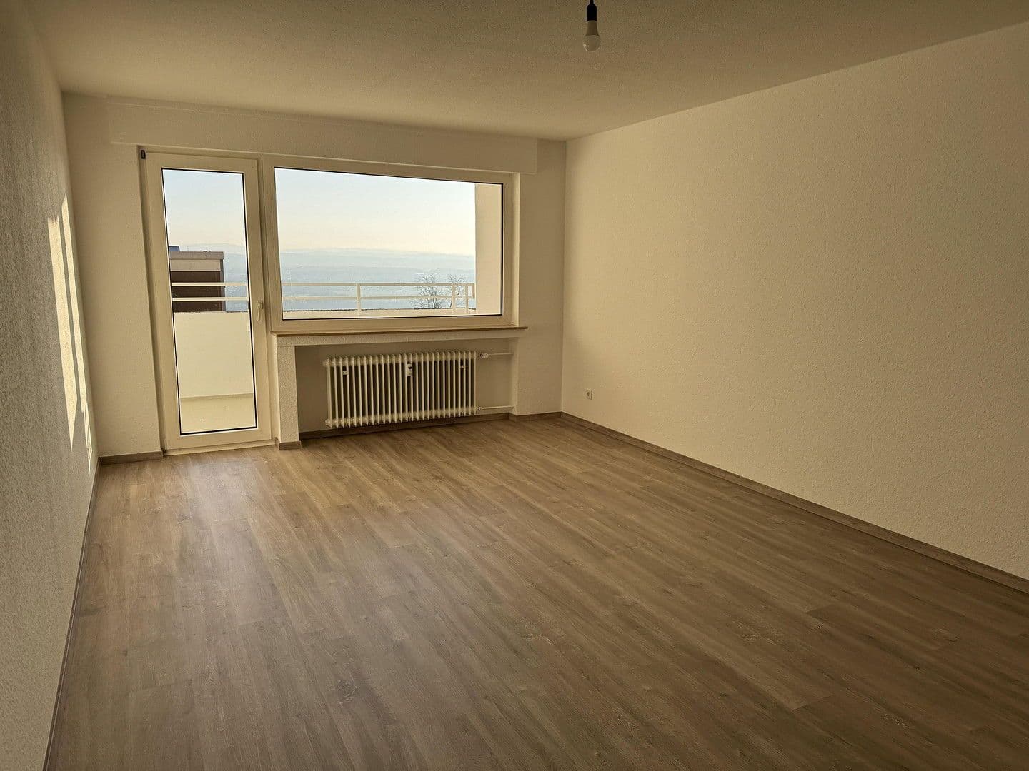 Pronájem bytu 2+kk 65 m², Kiefernweg 2, Fröndenberg/Ruhr, Severní Porýní-Vestfálsko Pronájem bytu 2+kk 65 m², Kiefernweg 2, Fröndenberg/Ruhr, Severní Porýní-Vestfálsko