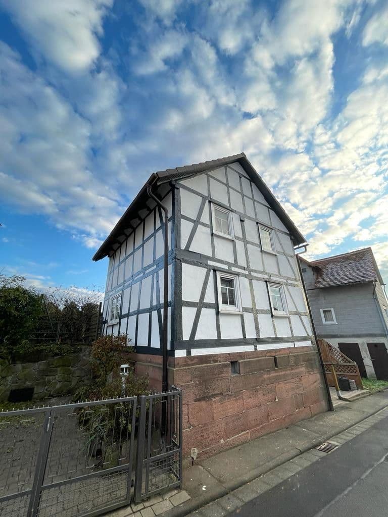 Pronájem bytu 4+1 65 m², Cölbe, Hessen Pronájem bytu 4+1 65 m², Cölbe, Hessen