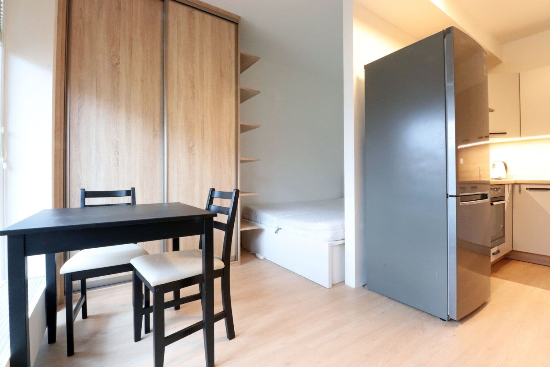 Pronájem bytu 1+kk 32 m², Pšeničná, Hostivice, Středočeský kraj Pronájem bytu 1+kk 32 m², Pšeničná, Hostivice, Středočeský kraj