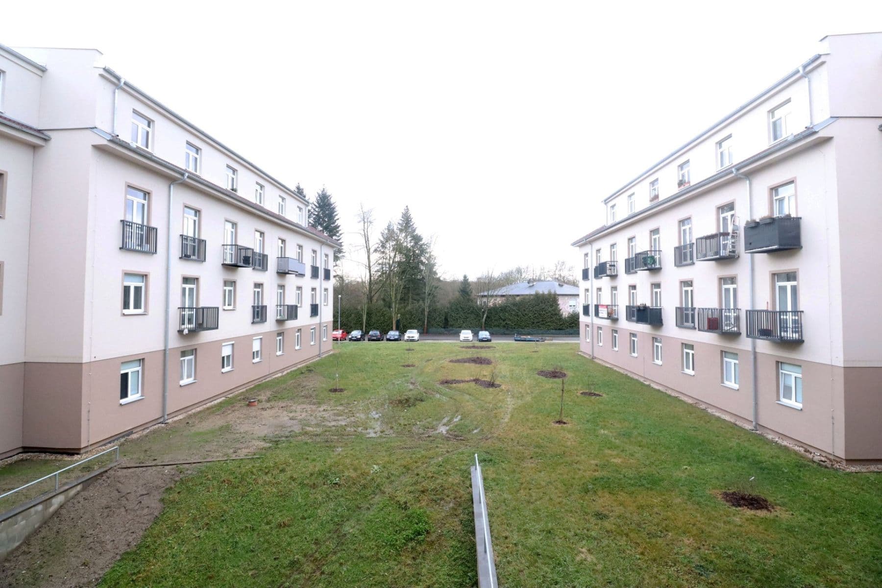 Pronájem bytu 1+kk 27 m², Slepá, Milovice, Středočeský kraj Pronájem bytu 1+kk 27 m², Slepá, Milovice, Středočeský kraj