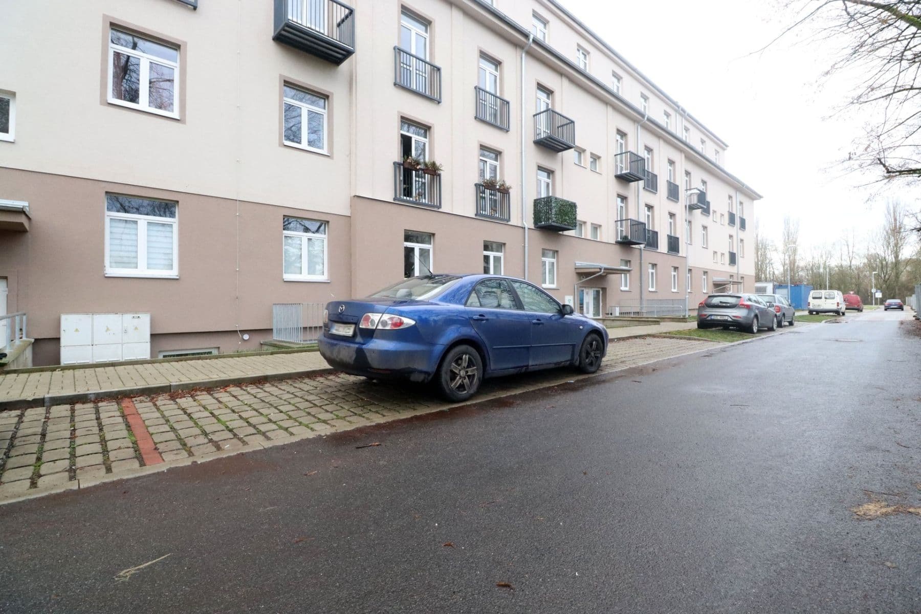 Pronájem bytu 1+kk 27 m², Slepá, Milovice, Středočeský kraj Pronájem bytu 1+kk 27 m², Slepá, Milovice, Středočeský kraj