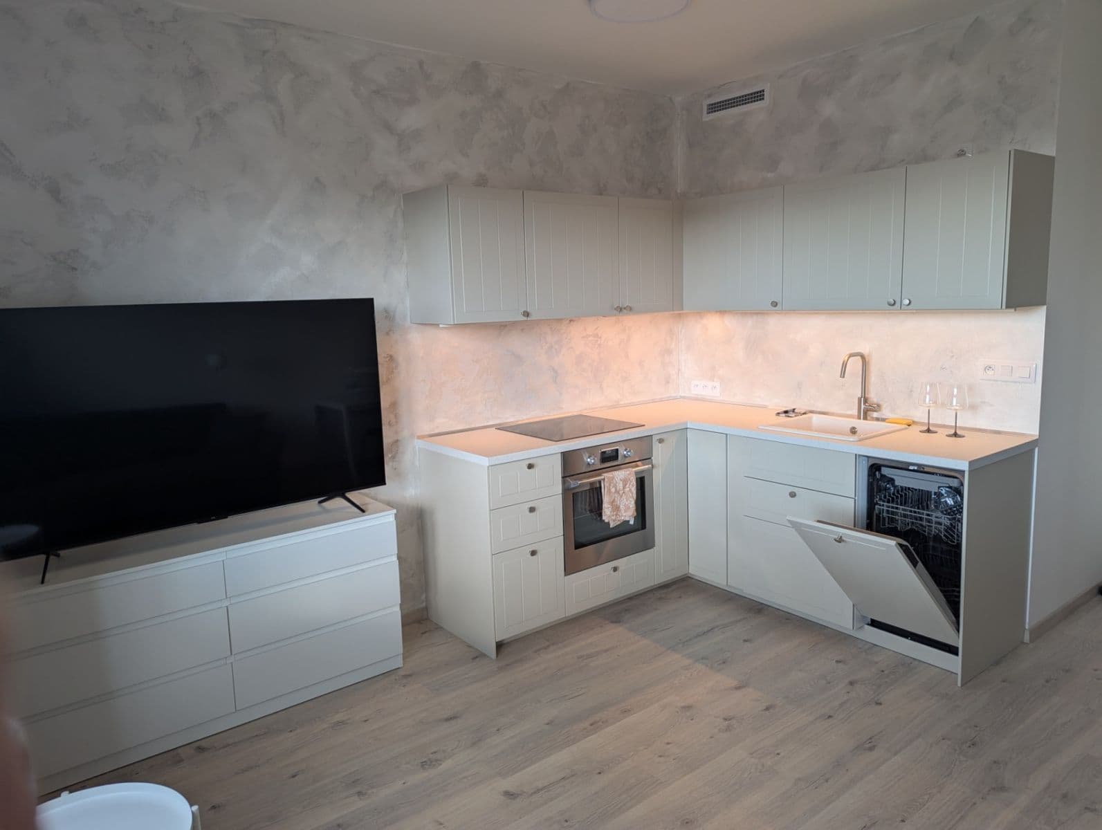 Pronájem bytu 1+kk 31 m², Malkovského, Praha, Praha Pronájem bytu 1+kk 31 m², Malkovského, Praha, Praha