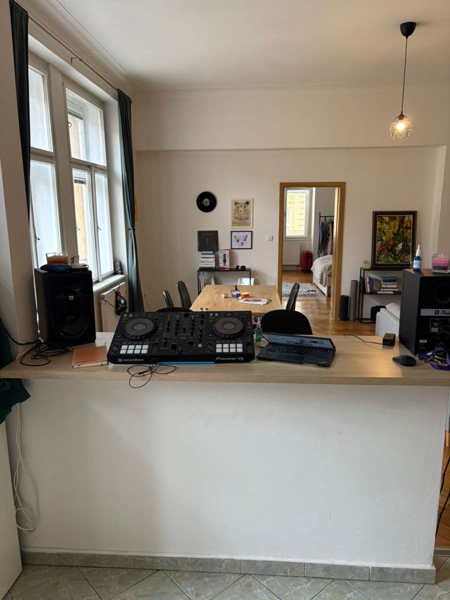 Pronájem bytu 2+kk 76 m², Mánesova, Praha, Praha Pronájem bytu 2+kk 76 m², Mánesova, Praha, Praha