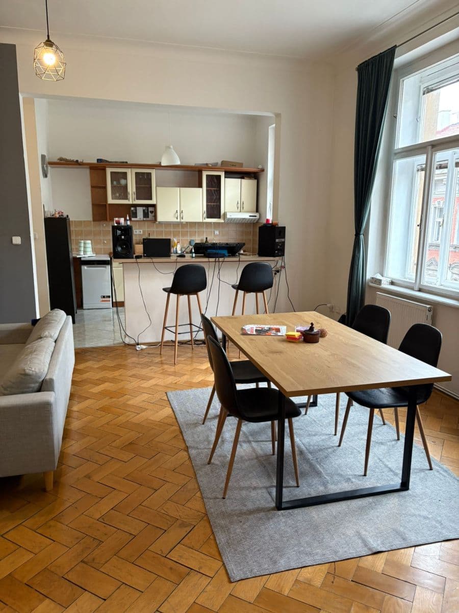 Pronájem bytu 2+kk 76 m², Mánesova, Praha, Praha Pronájem bytu 2+kk 76 m², Mánesova, Praha, Praha