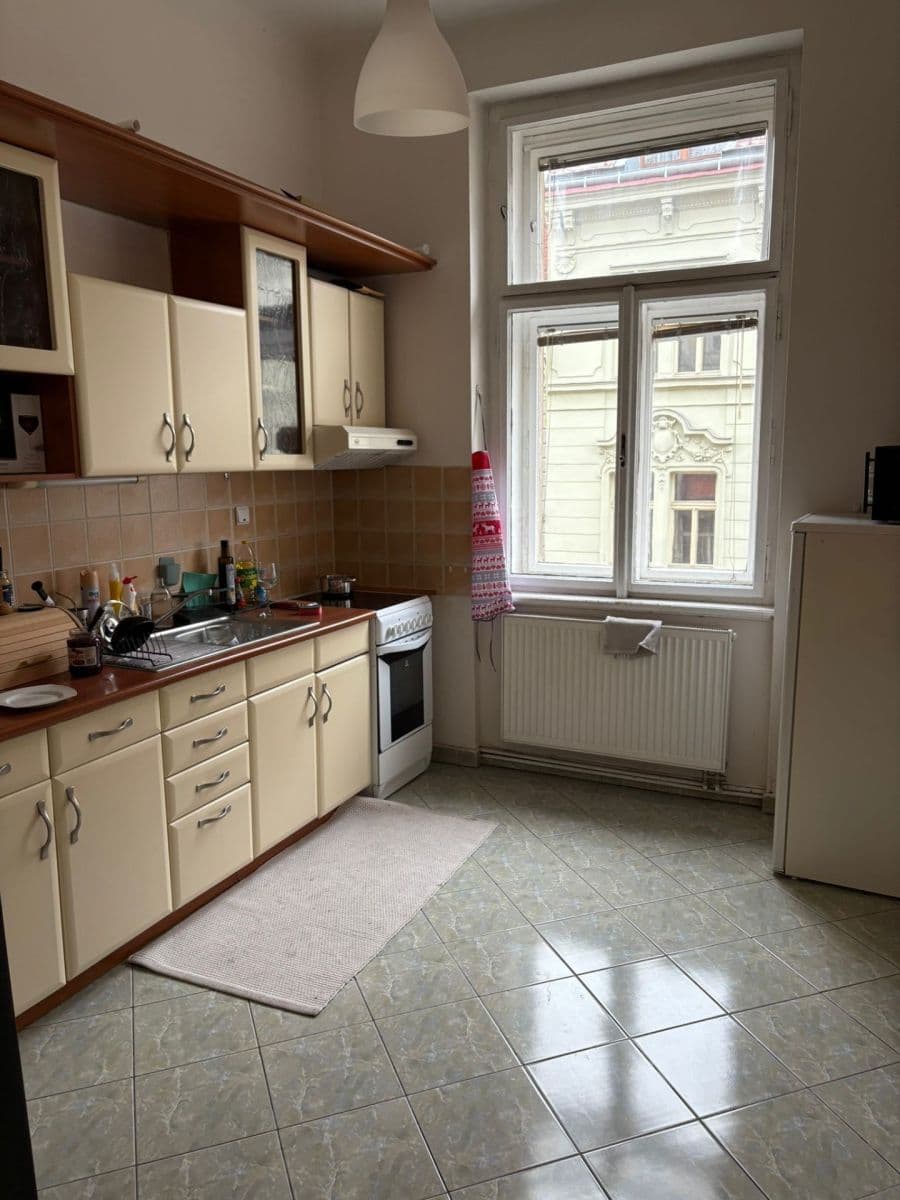 Pronájem bytu 2+kk 76 m², Mánesova, Praha, Praha Pronájem bytu 2+kk 76 m², Mánesova, Praha, Praha