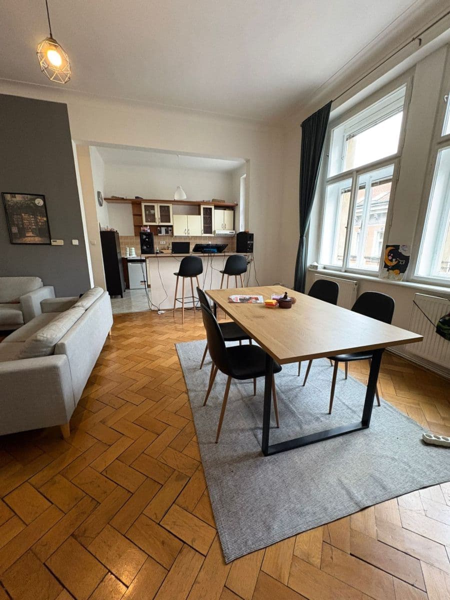 Pronájem bytu 2+kk 76 m², Mánesova, Praha, Praha Pronájem bytu 2+kk 76 m², Mánesova, Praha, Praha