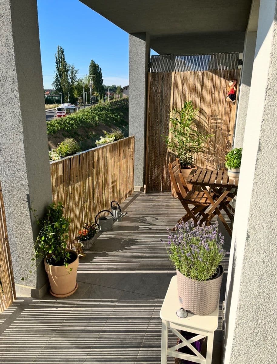 Prodej bytu 2+kk 59 m², Velvarská, Horoměřice, Středočeský kraj Prodej bytu 2+kk 59 m², Velvarská, Horoměřice, Středočeský kraj