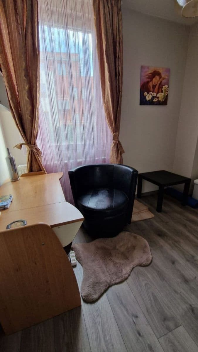 Pronájem bytu 2+1 49 m², Perucká, Praha, Praha Pronájem bytu 2+1 49 m², Perucká, Praha, Praha