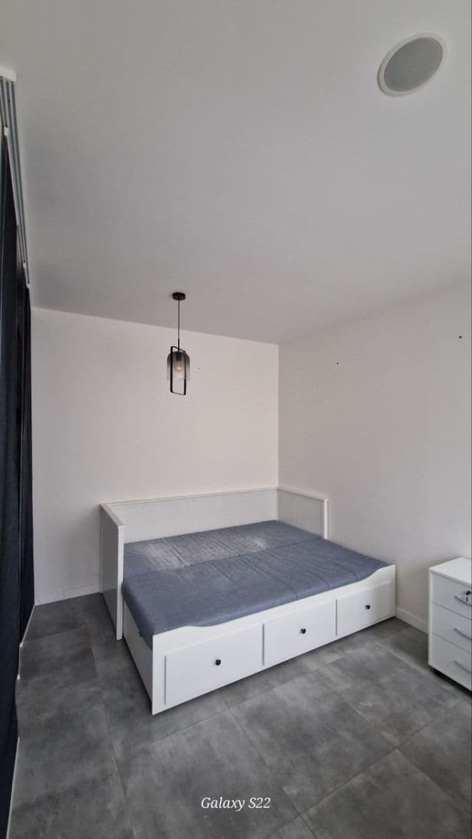Pronájem bytu 2+1 49 m², Perucká, Praha, Praha Pronájem bytu 2+1 49 m², Perucká, Praha, Praha