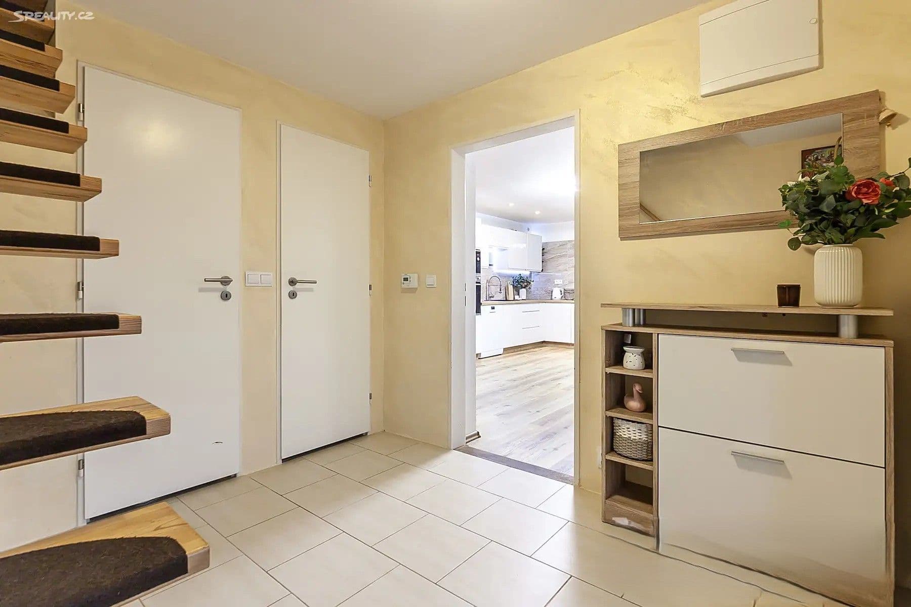 Prodej domu 146 m², pozemek 146 m², Koleč, Středočeský kraj Prodej domu 146 m², pozemek 146 m², Koleč, Středočeský kraj