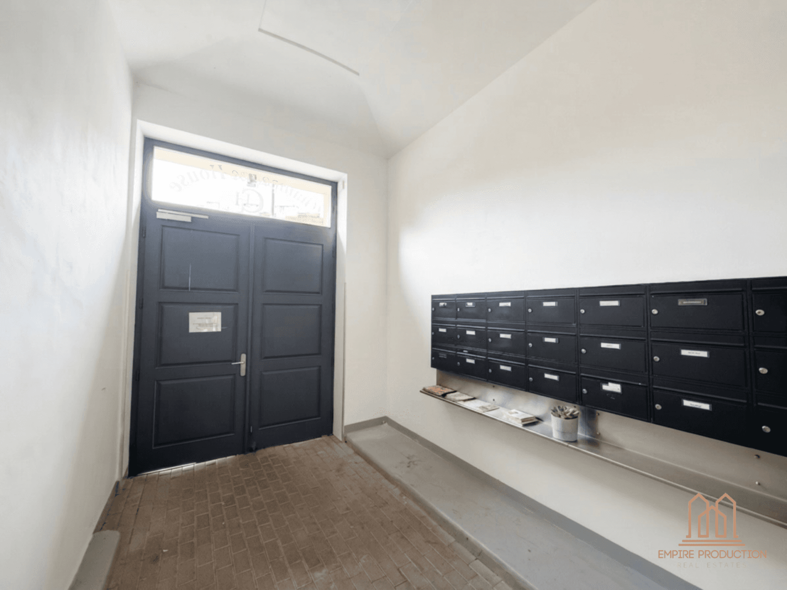 Prodej bytu 2+kk 43 m², 28. pluku, Praha, Praha Prodej bytu 2+kk 43 m², 28. pluku, Praha, Praha