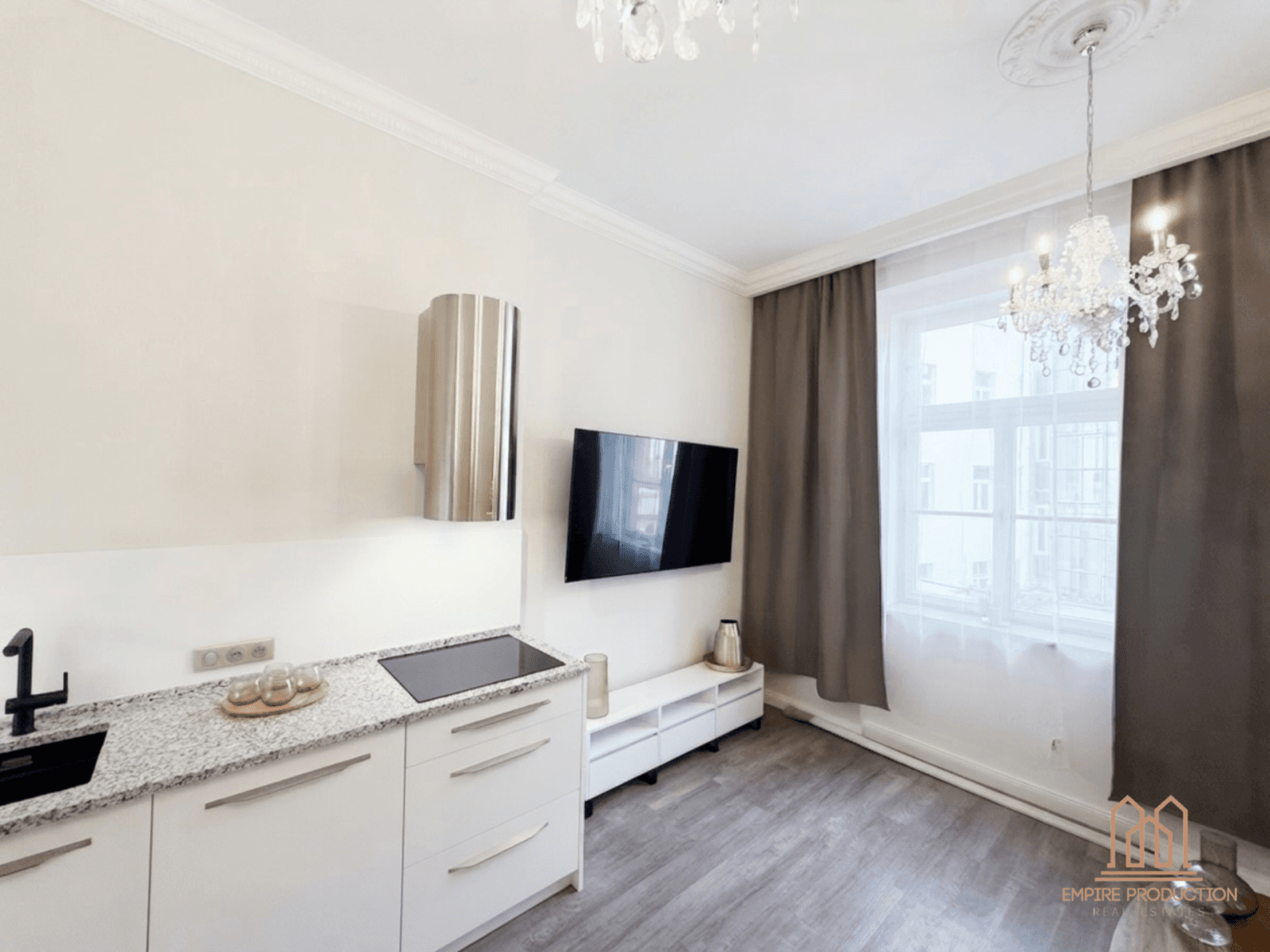 Prodej bytu 2+kk 43 m², 28. pluku, Praha, Praha Prodej bytu 2+kk 43 m², 28. pluku, Praha, Praha