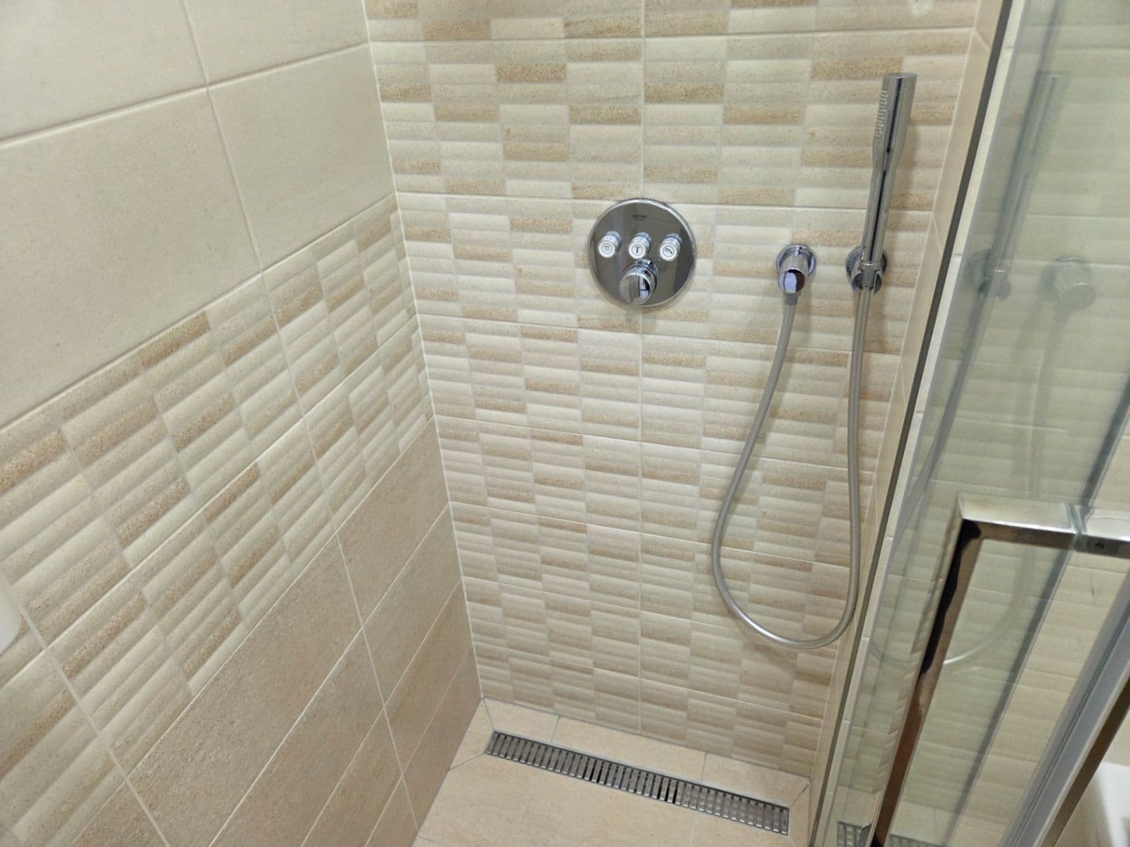 Pronájem domu 64 m², pozemek 200 m², Na Vyhlídce, Zlín, Zlínský kraj Pronájem domu 64 m², pozemek 200 m², Na Vyhlídce, Zlín, Zlínský kraj