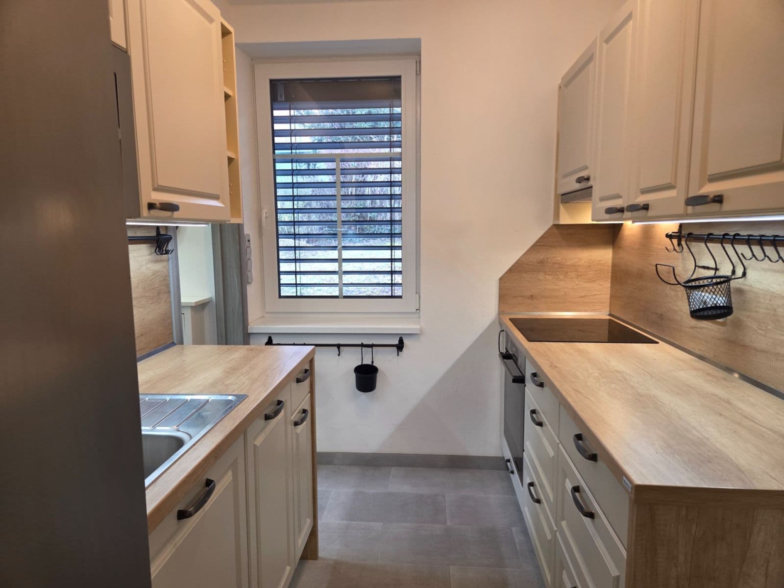 Pronájem domu 64 m², pozemek 200 m², Na Vyhlídce, Zlín, Zlínský kraj Pronájem domu 64 m², pozemek 200 m², Na Vyhlídce, Zlín, Zlínský kraj