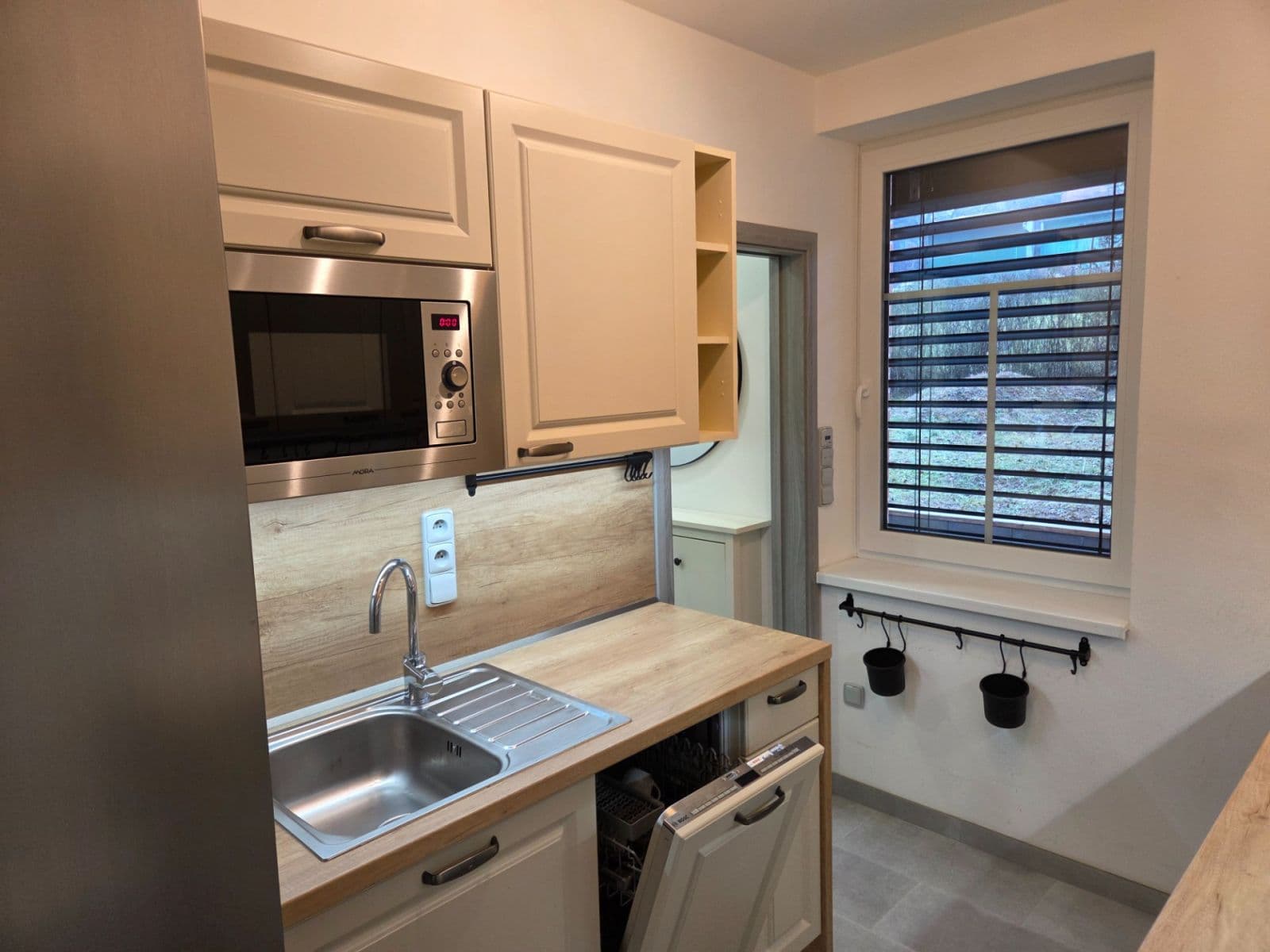 Pronájem domu 64 m², pozemek 200 m², Na Vyhlídce, Zlín, Zlínský kraj Pronájem domu 64 m², pozemek 200 m², Na Vyhlídce, Zlín, Zlínský kraj