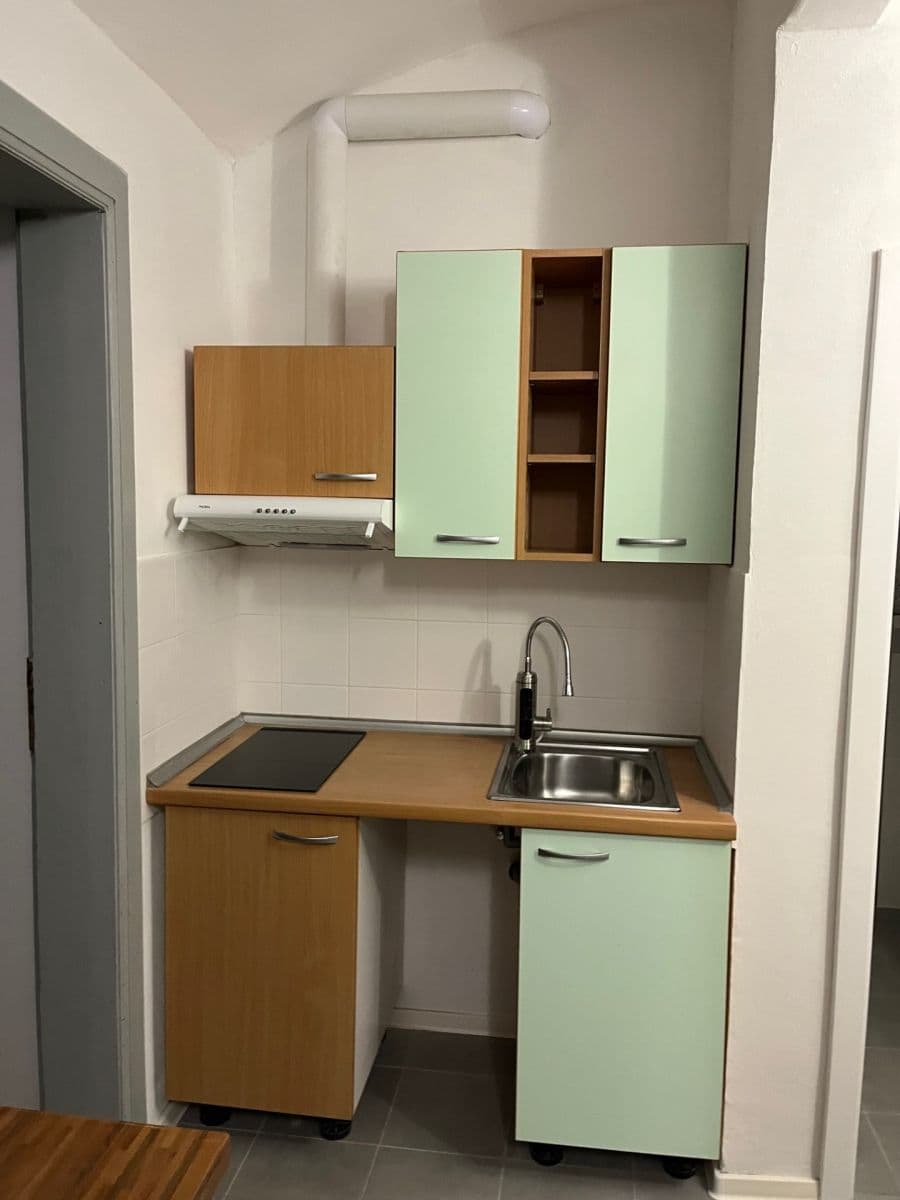 Pronájem bytu 2+kk 50 m², Čechova, Praha, Praha Pronájem bytu 2+kk 50 m², Čechova, Praha, Praha