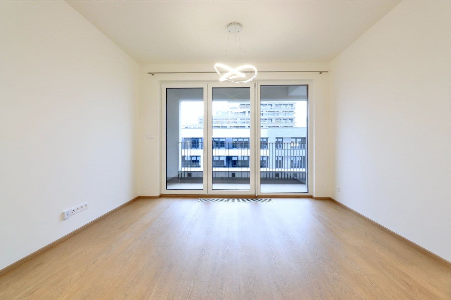 Pronájem bytu 1+kk 35 m², Poděbradská, Praha, Praha Pronájem bytu 1+kk 35 m², Poděbradská, Praha, Praha