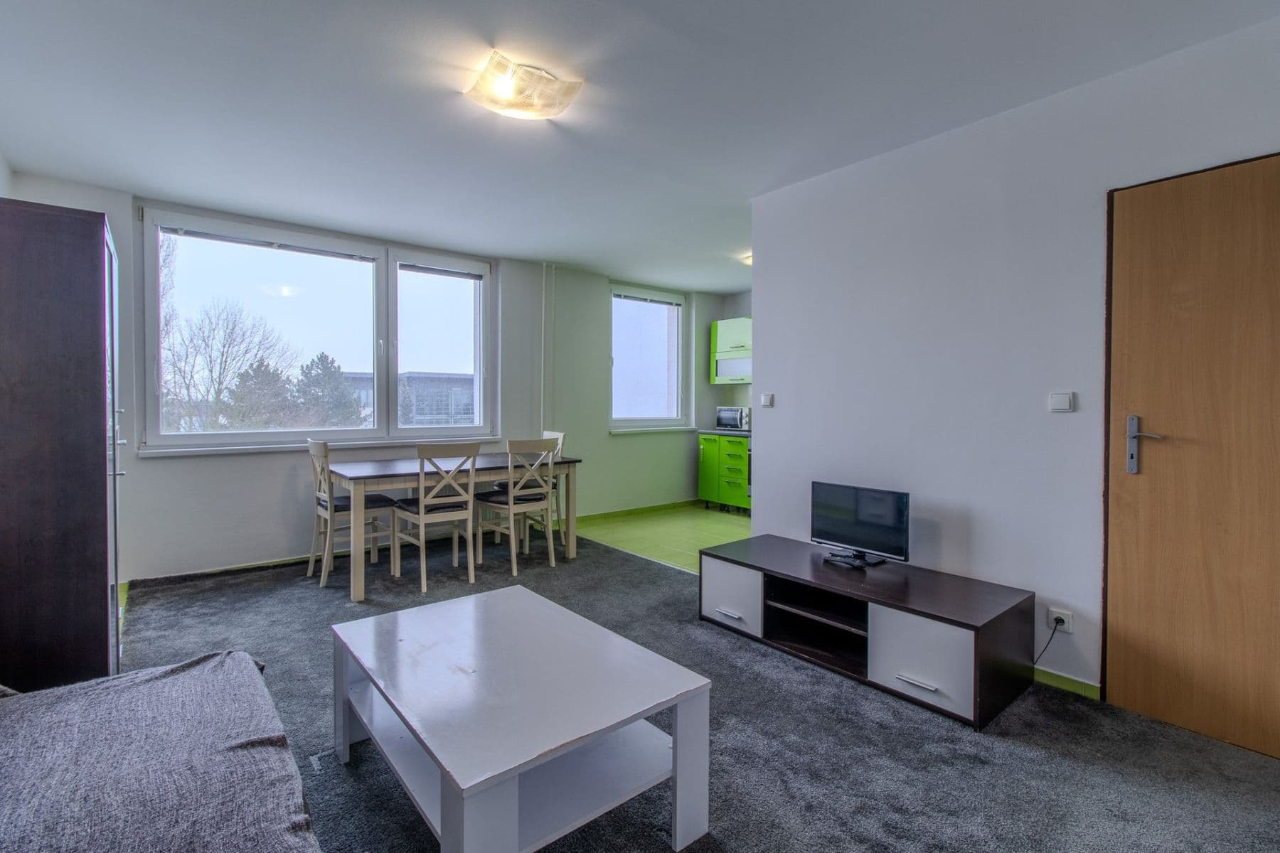 Pronájem bytu 4+kk 70 m², Zalužanská, Mladá Boleslav, Středočeský kraj Pronájem bytu 4+kk 70 m², Zalužanská, Mladá Boleslav, Středočeský kraj