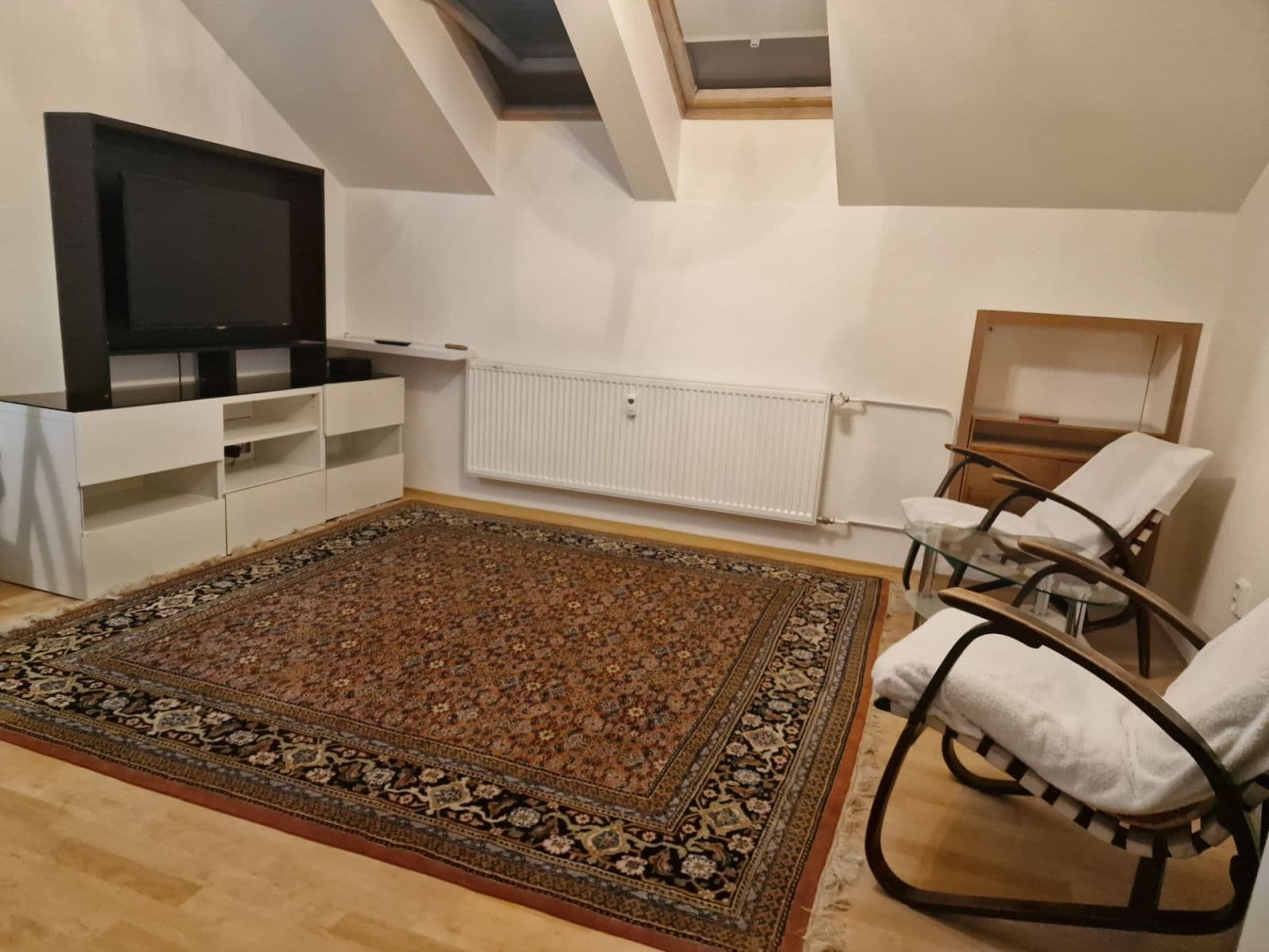 Pronájem bytu 2+kk 44 m², Stará náves, Praha, Praha Pronájem bytu 2+kk 44 m², Stará náves, Praha, Praha