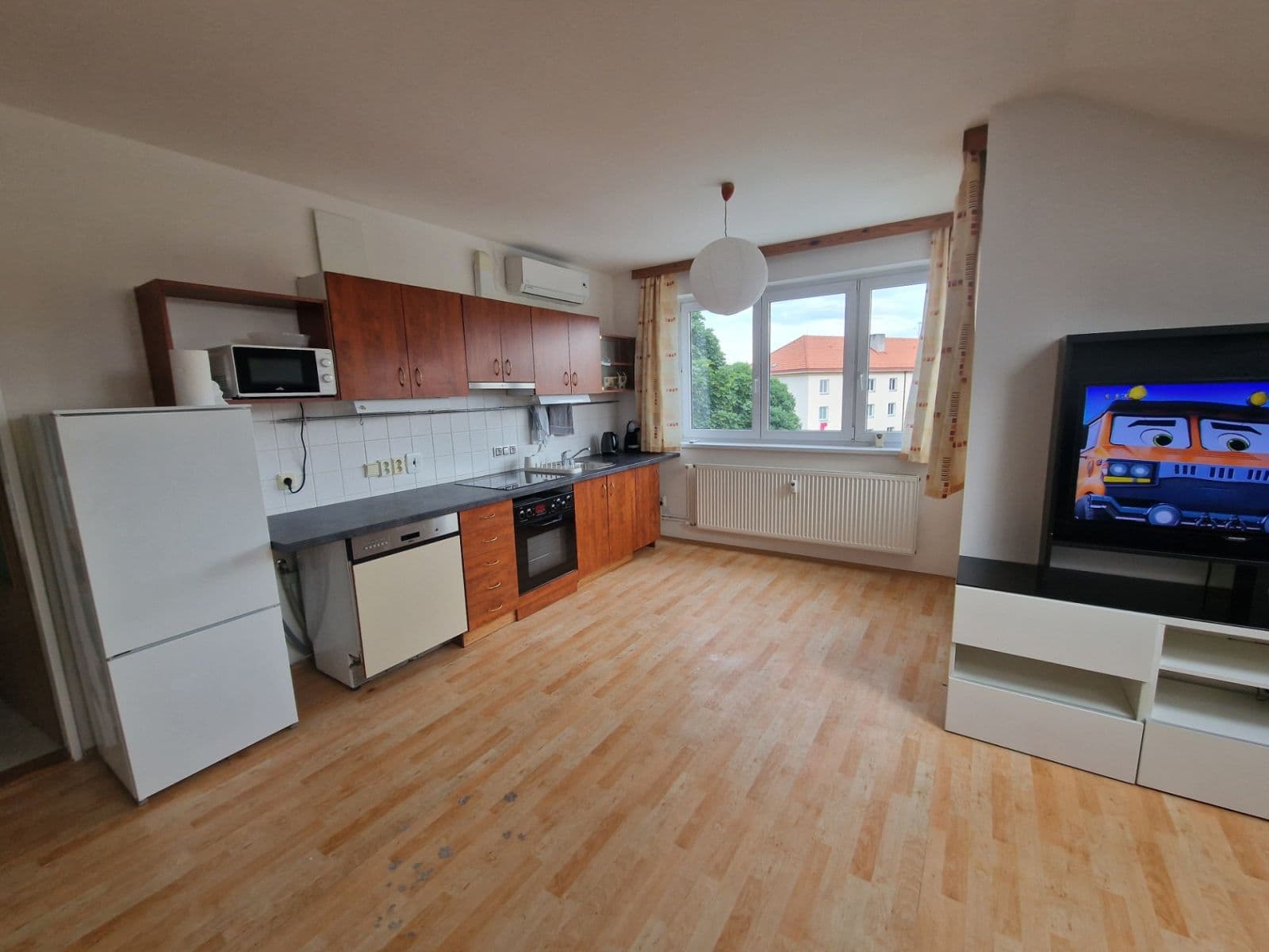 Pronájem bytu 2+kk 44 m², Stará náves, Praha, Praha Pronájem bytu 2+kk 44 m², Stará náves, Praha, Praha