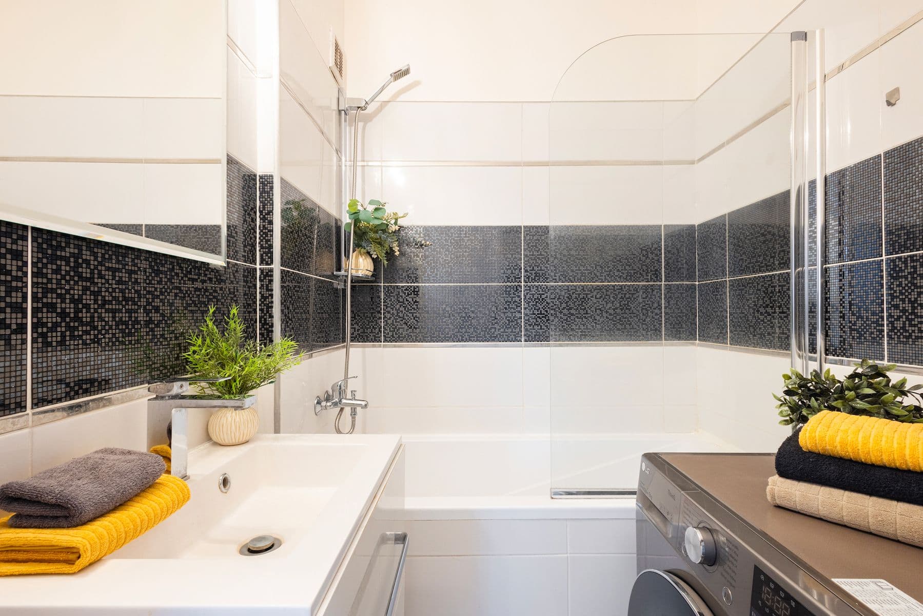 Prodej bytu 3+1 71 m², Polabská, Praha, Praha Prodej bytu 3+1 71 m², Polabská, Praha, Praha