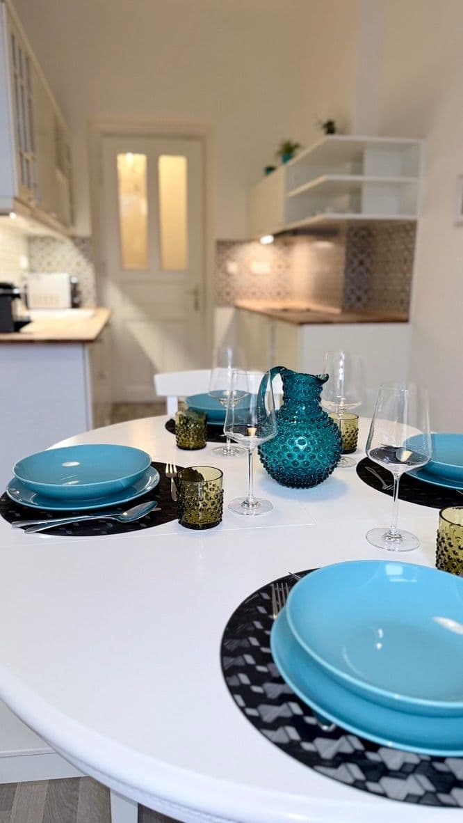 Pronájem bytu 2+1 76 m², Na Zderaze, Praha, Praha Pronájem bytu 2+1 76 m², Na Zderaze, Praha, Praha