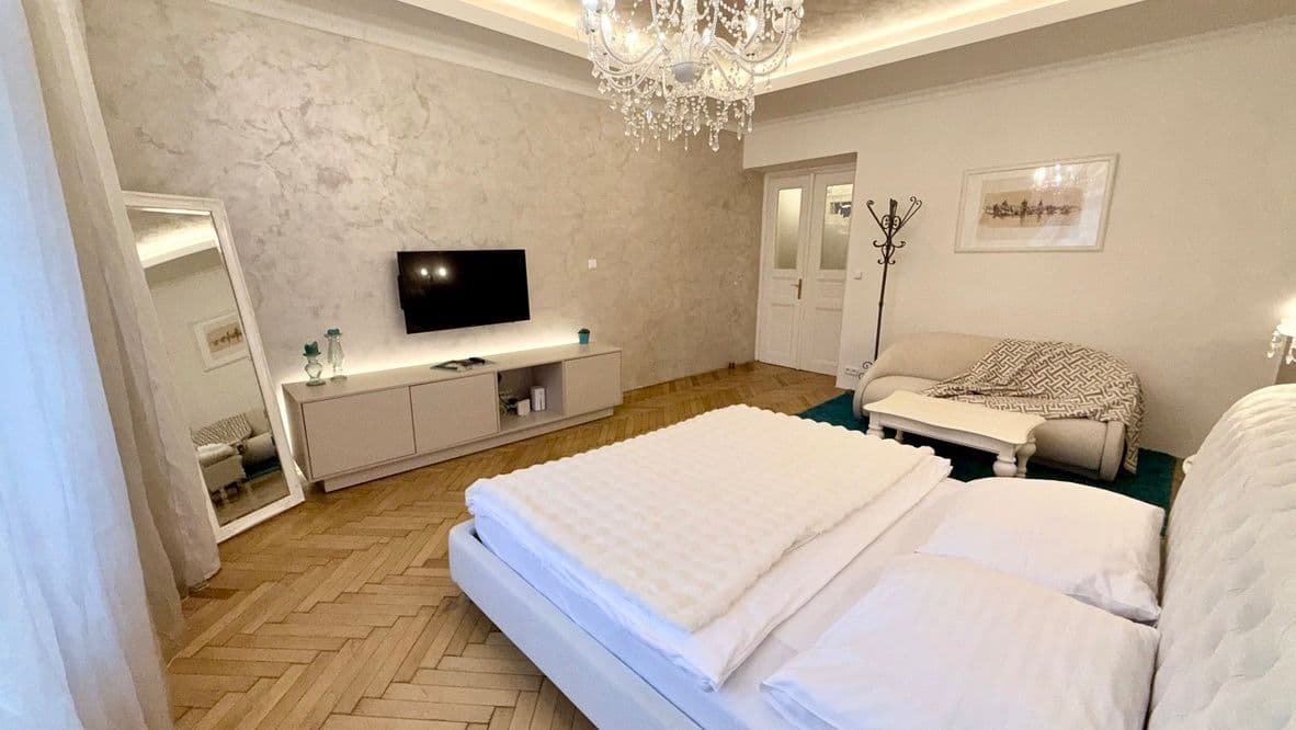 Pronájem bytu 2+1 76 m², Na Zderaze, Praha, Praha Pronájem bytu 2+1 76 m², Na Zderaze, Praha, Praha