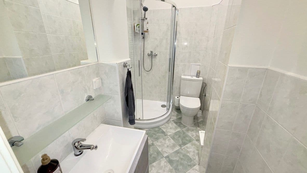 Pronájem bytu 2+1 76 m², Na Zderaze, Praha, Praha Pronájem bytu 2+1 76 m², Na Zderaze, Praha, Praha