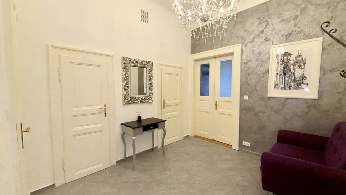 Pronájem bytu 2+1 76 m², Na Zderaze, Praha, Praha Pronájem bytu 2+1 76 m², Na Zderaze, Praha, Praha