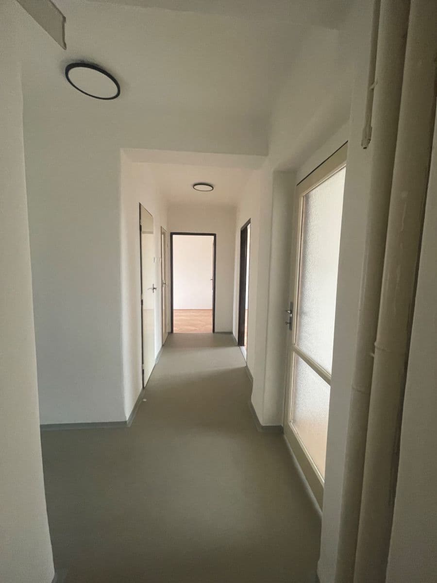 Pronájem bytu 3+1 60 m², Jandova, Poděbrady, Středočeský kraj Pronájem bytu 3+1 60 m², Jandova, Poděbrady, Středočeský kraj
