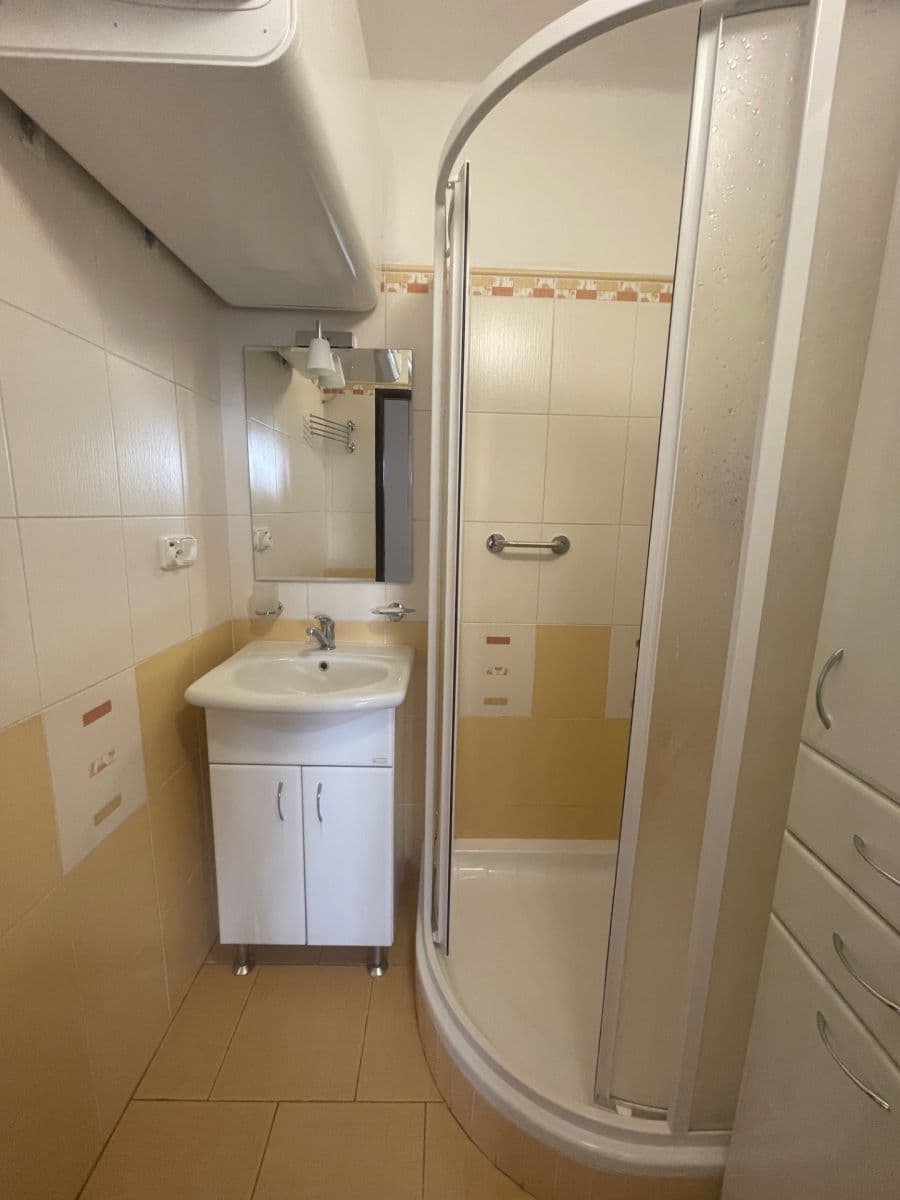 Pronájem bytu 3+1 60 m², Jandova, Poděbrady, Středočeský kraj Pronájem bytu 3+1 60 m², Jandova, Poděbrady, Středočeský kraj