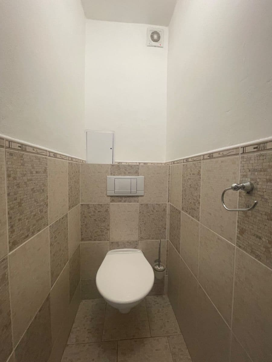 Pronájem bytu 3+1 60 m², Jandova, Poděbrady, Středočeský kraj Pronájem bytu 3+1 60 m², Jandova, Poděbrady, Středočeský kraj