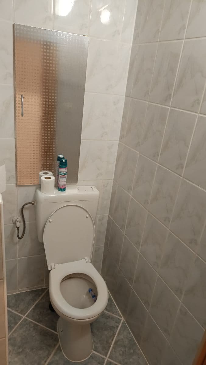 Pronájem bytu 3+1 75 m², Rýnovická, Jablonec nad Nisou, Liberecký kraj Pronájem bytu 3+1 75 m², Rýnovická, Jablonec nad Nisou, Liberecký kraj