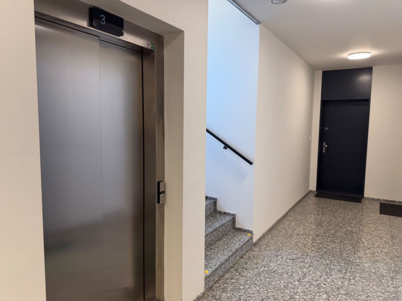 Prodej bytu 2+kk 58 m², Kloudova, Praha, Praha Prodej bytu 2+kk 58 m², Kloudova, Praha, Praha