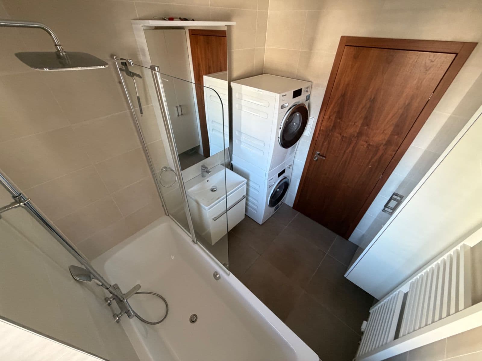 Prodej bytu 2+kk 58 m², Kloudova, Praha, Praha Prodej bytu 2+kk 58 m², Kloudova, Praha, Praha